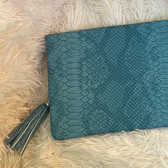 Aqua vegan suede python print clutch by Bloomingdale's - Picture 1 of 3